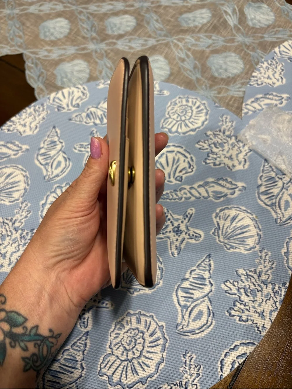 Coach essential slim card case color cream